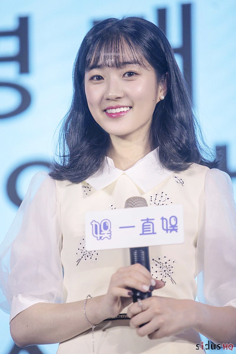 kim hye yoon) /i>,1996年11月10日出生于韩国京畿道城南市