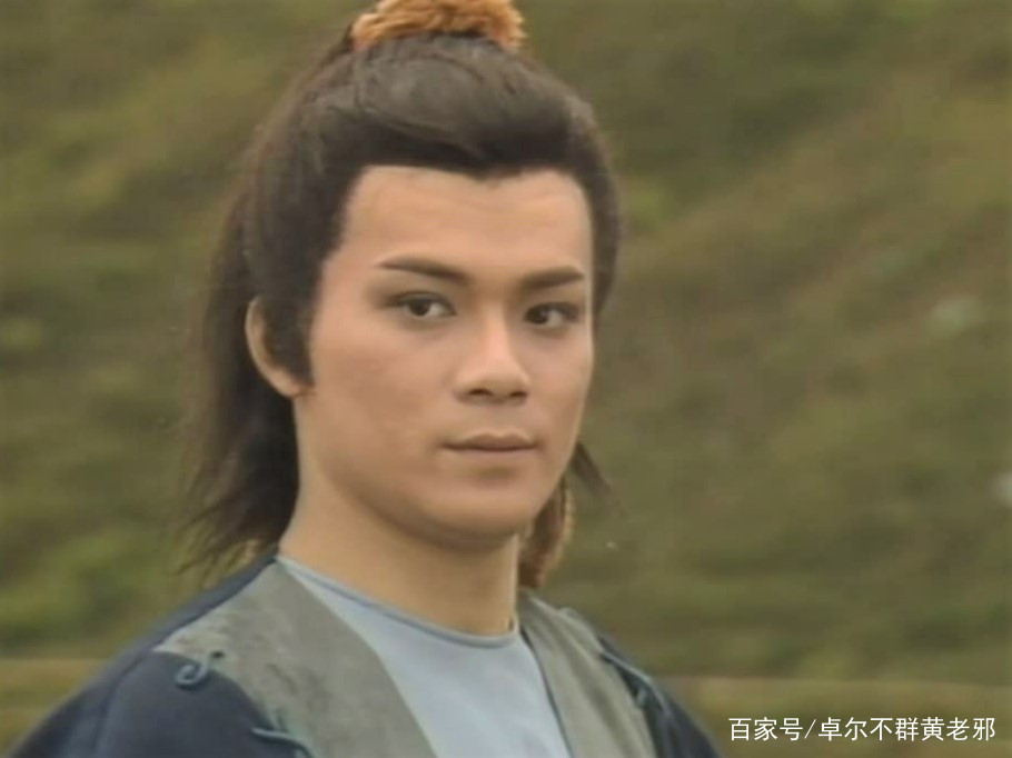 丐帮历代相传两大绝学，为何降龙十八掌可外传，打狗棒法却不行？_百科TA说