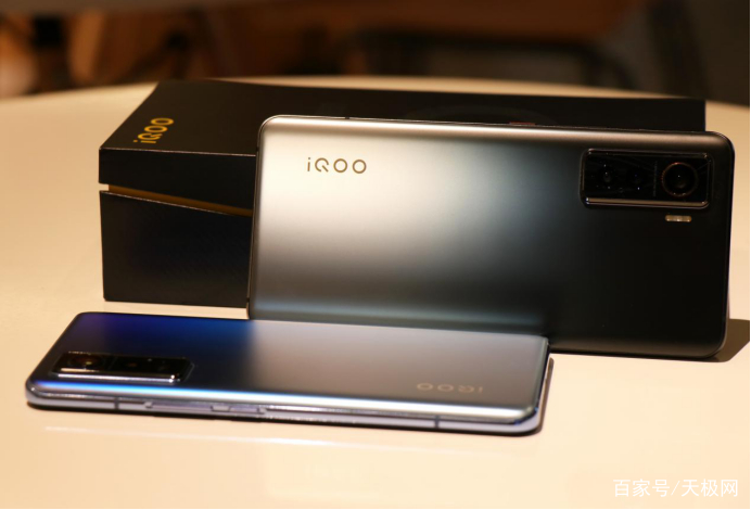 轻薄旗舰续写性能传奇 iQOO 5轻评测_百科TA说