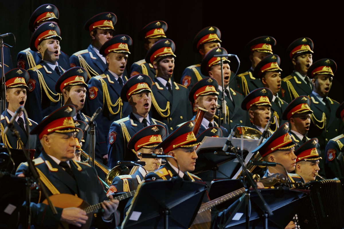  p>俄罗斯亚历山大红旗歌舞团,全称"荣获两枚 a href="#" data-lemma