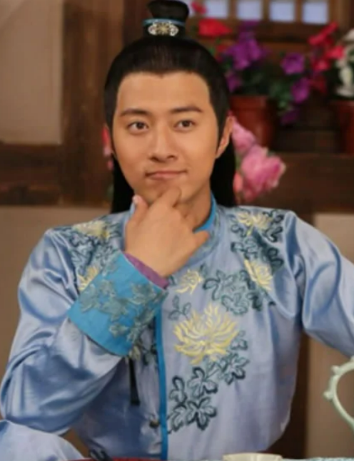 吴天宝,是大型古装励志喜剧《 a target="_blank" href="/item/犀 