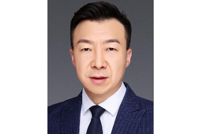 王小龙