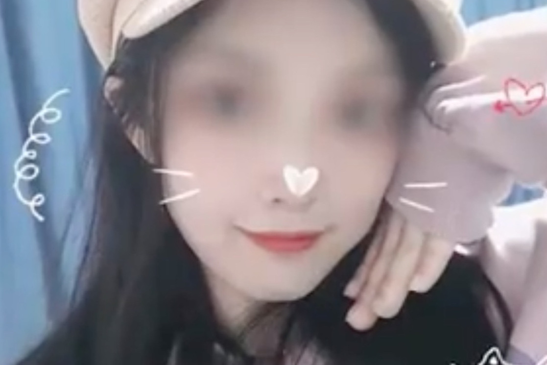 年2月10日) /i>,女, a target="_blank" href="/item/湖南/228213"