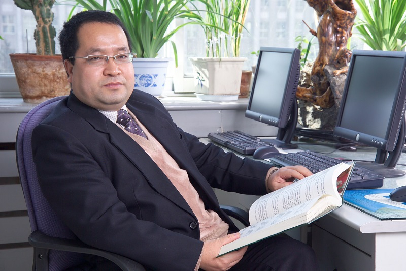 杨光红（国际系统与控制科学院院士，电气与电子工程师协会会士，东北大学特聘教授、博士生导师、 硕士生导师）_百度百科