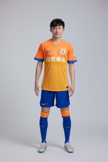 王彤（中国足球运动员）_百度百科