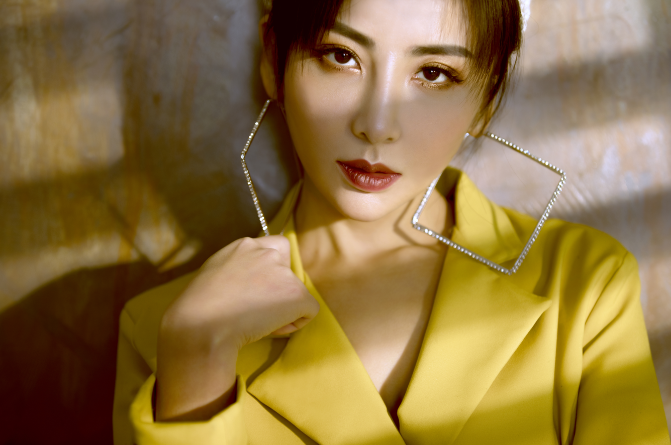  p>兰颖,甘肃兰州人,80后新锐 a target="_blank" href="/item/演员