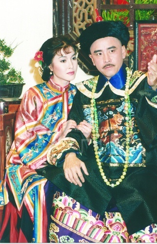  p data-id="gnbl8gdk48">《刺马》是由鹿峰,张彻执导,姜大卫,李婉华