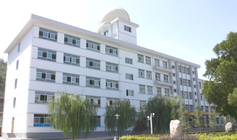  p data-id="gnyuf3j1v9">靖远县第一中学简称靖远一中,创建于1942年