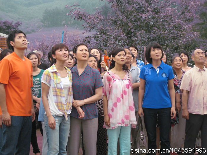  p data-id="gnx3zzf0ie">于莉红(艺名:于艺璇),1969年2月9日出生于