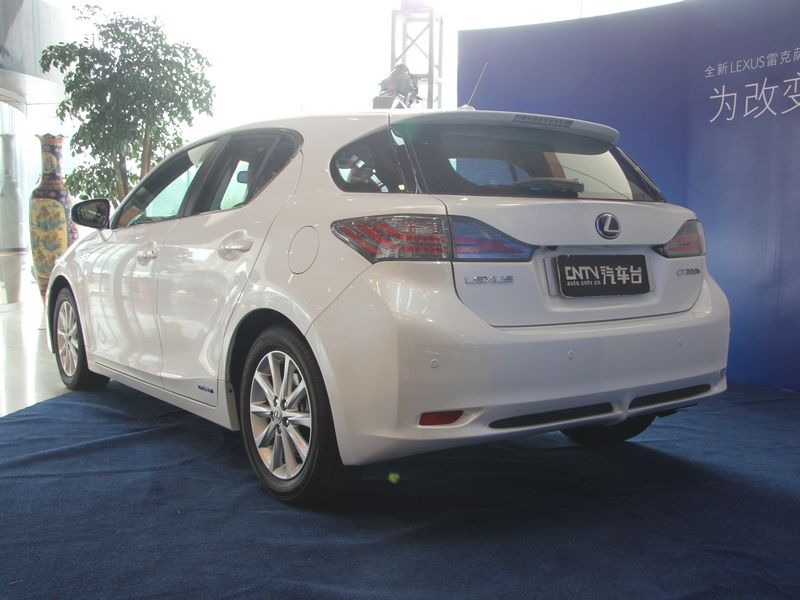 雷克萨斯油电混合动力新生代轿车ct200h作为lexus雷克萨斯引入中国