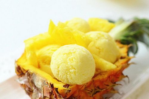香蕉菠萝冰淇淋