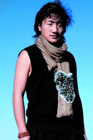  p data-id="gnvio16jbd">藏族歌手,爱琴海唱片公司签约艺人,曾出版