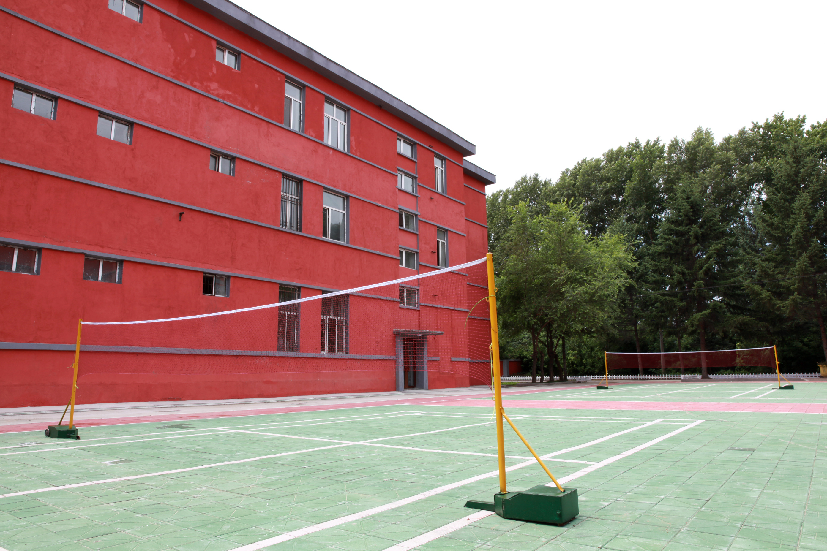 黑龙江医药卫生学校