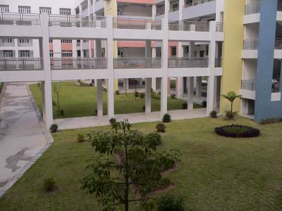  p>华南师范大学中山附属中学,简称中山华附,成立于2004年,是华南师范