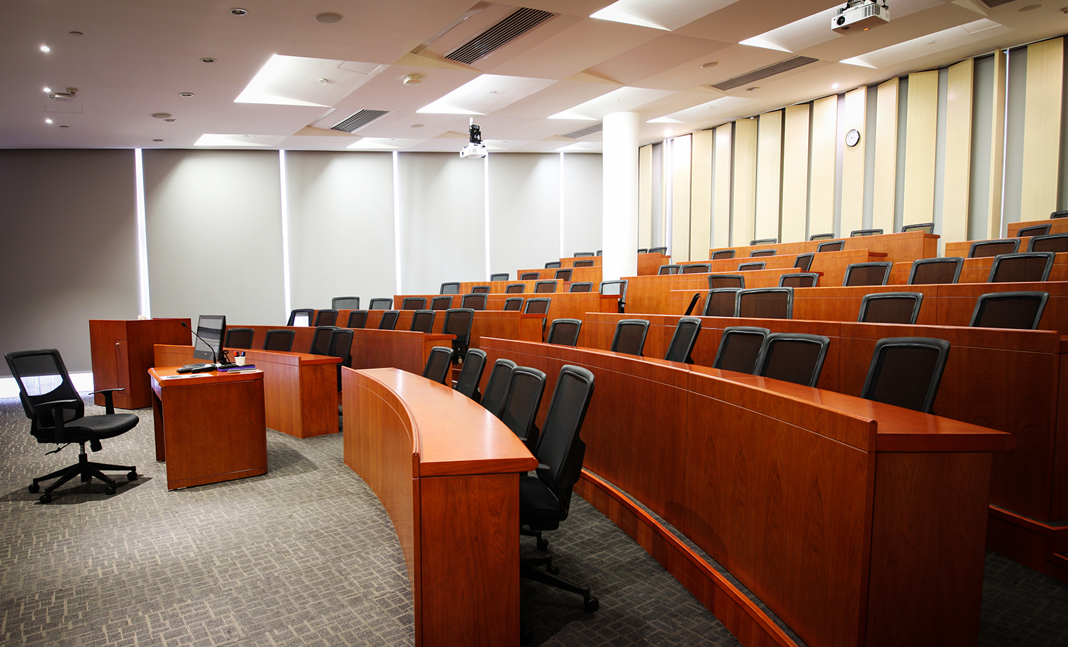 同济大学经济与管理学院