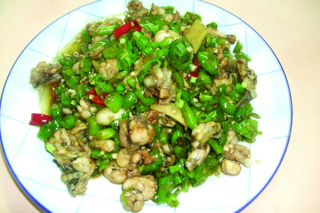尖椒炒牛蛙