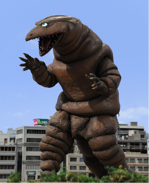 地底怪兽泰莱斯通