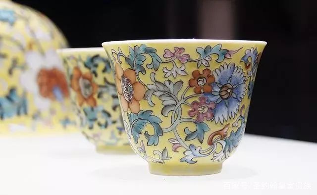 浅谈怎么看懂粉彩和五彩？分清楚才算入门_百科TA说