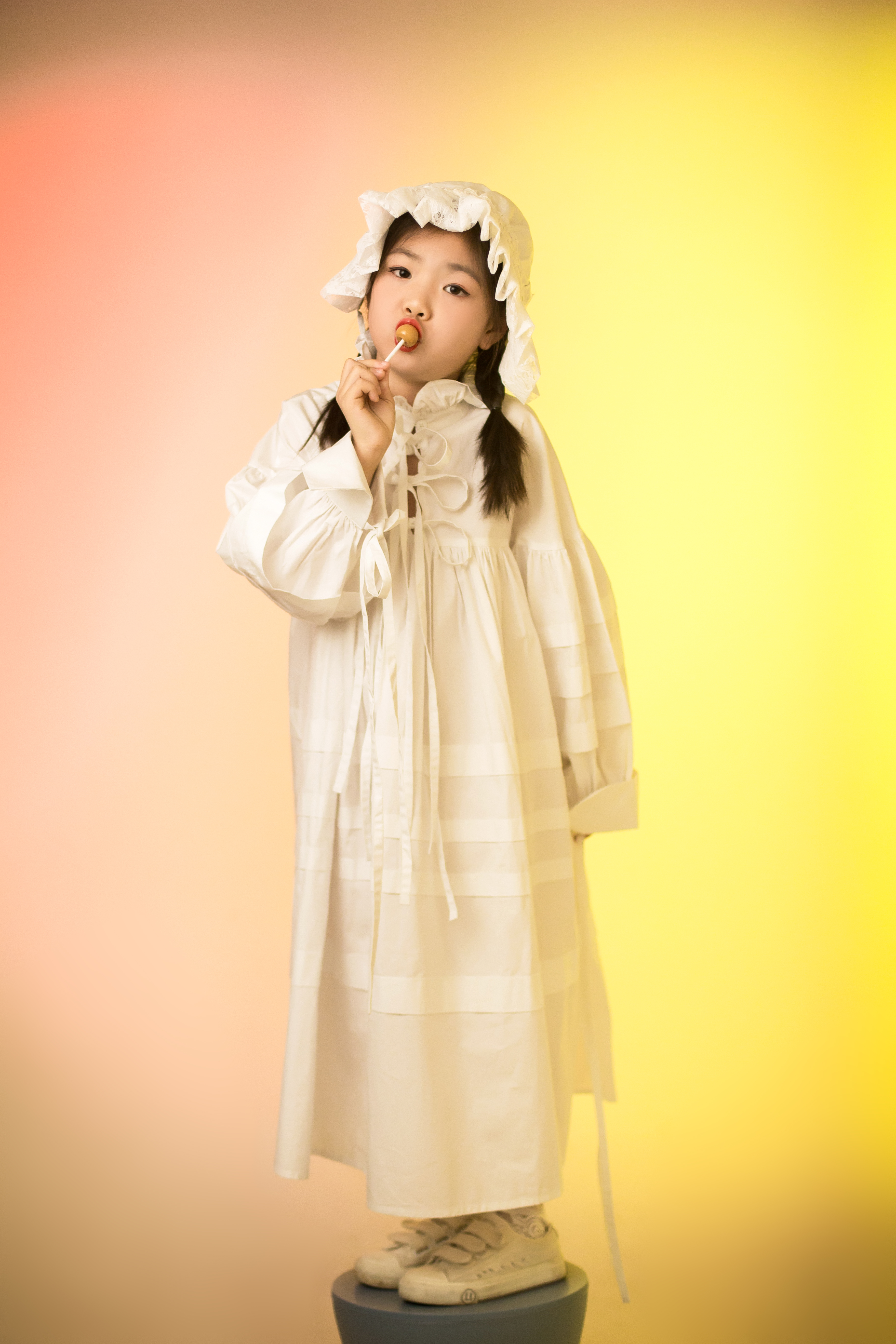  p>《特别的童话》是由新声果动唱片旗下少儿歌手杨佳琪jennica演唱