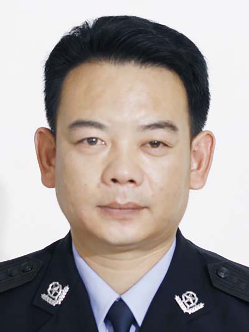  p data-id="ubq3rs1anmaa">李斌,现任湖北省十堰市郧西县公安局党委