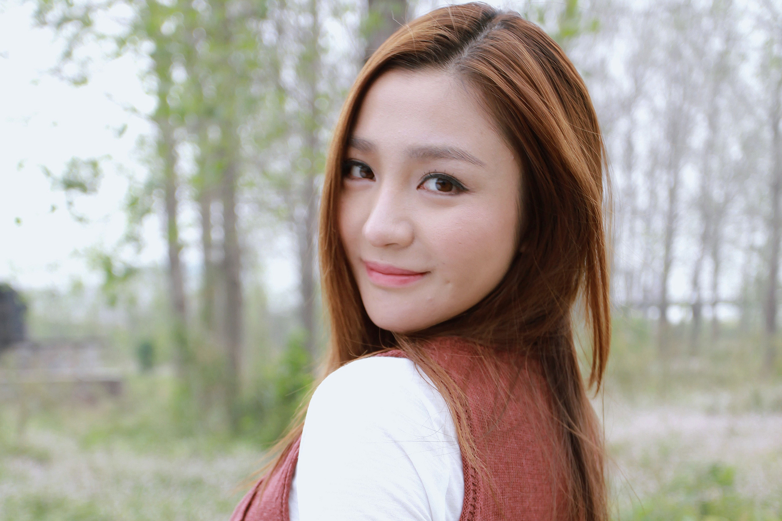  p data-id="gnvjv7hbuz">朱琳,1987年10月22日出生于安徽省芜湖市