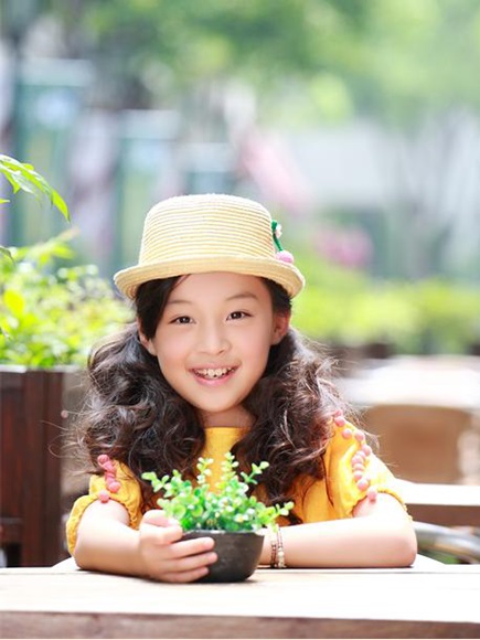 hcjt7">顾语涵,2005年2月23日出生于江苏省无锡市,中国内地影视女演员