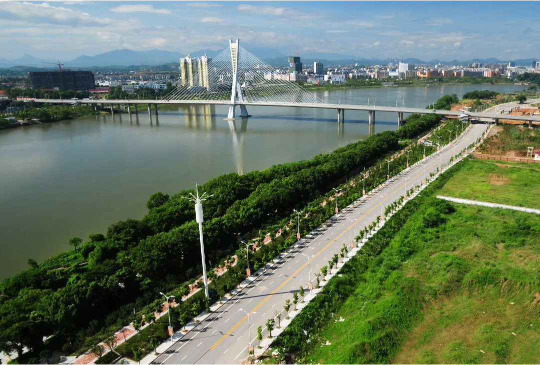  p data-id="suyyldyfcdvp">信江大桥(xinjiang bridge),是中国江西省