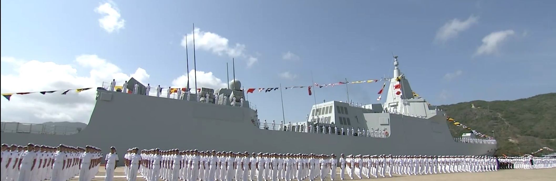 army navy ship dalian,舷号:105,简称:中国海军105舰,大连舰),是中国