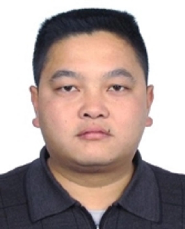 巧家县金塘乡人,现任东坪乡党委副书记,政府乡长