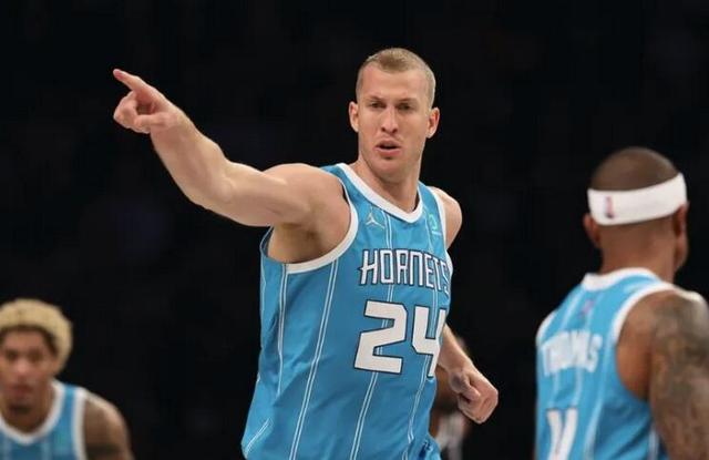  p data-id="gnbw2cgkqz">梅森·普拉姆利(mason plumlee),1990年3月5