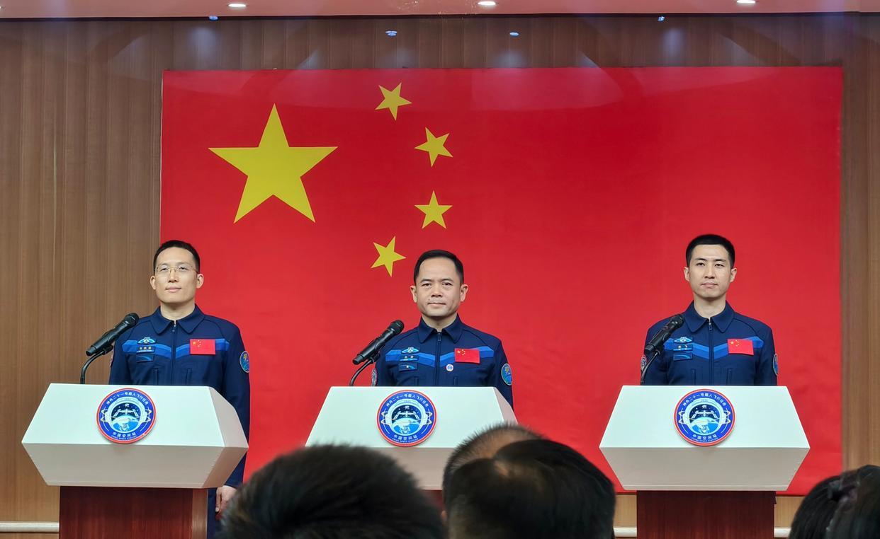 神舟二十一号飞行乘组_百度百科
