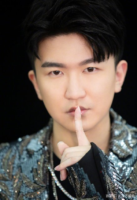张大大深夜发博疑似患抑郁症，娱乐圈似乎成为抑郁症高发人群_百科TA说