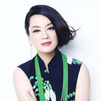  p>《心意难平》是毛阿敏演唱的歌曲,由易茗作词,赵季平作曲,收录于