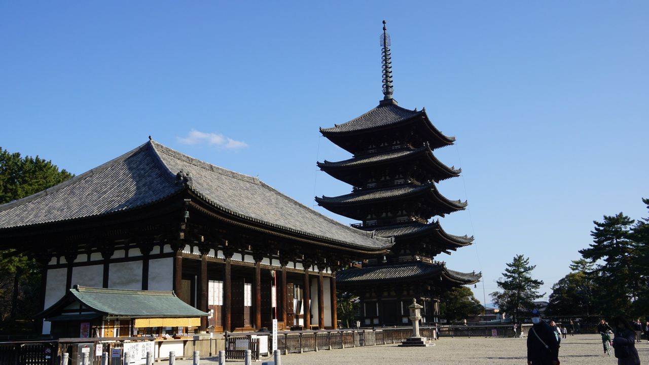  p>药师寺位于北京市房山区周口店镇涞沥水村小旮旯沟的阳面山坡上.