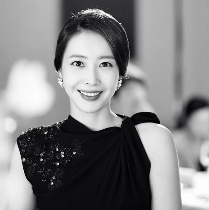 (         ),1985年12月29日生于韩国庆尚南道昌原市,韩国影视女演员