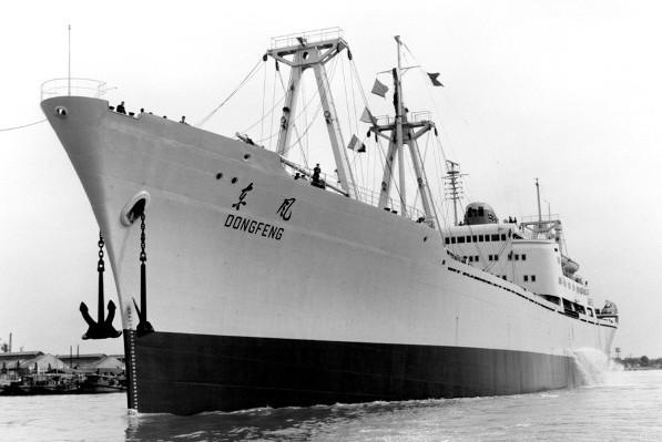  p>"东风号"远洋货船是 a target="_blank" href="/item/中华人民共和