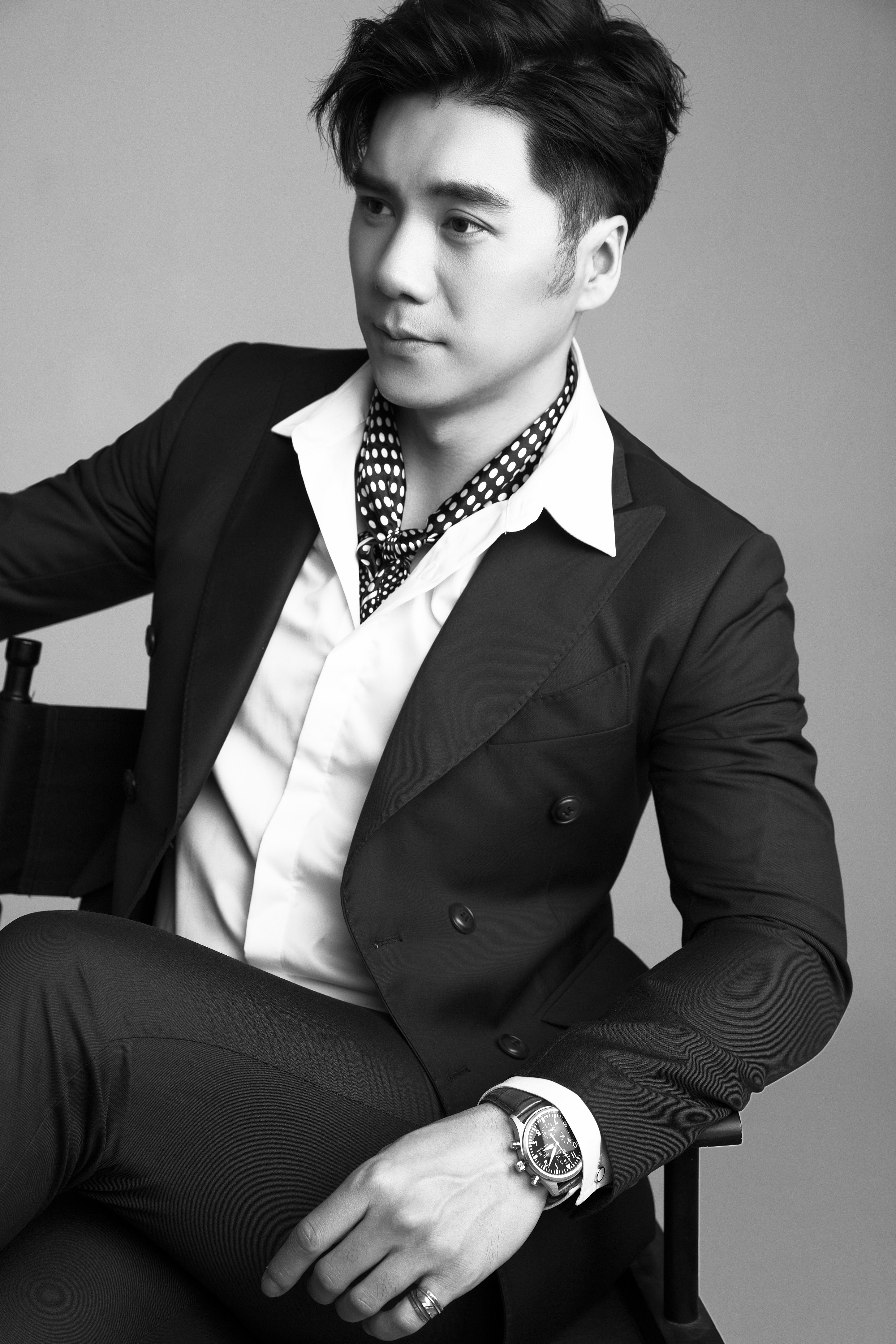 lemmaid="305391">中央戏剧学院 /a>06级表演系本科,中国内地男演员