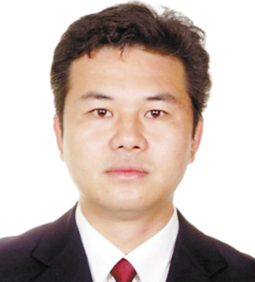 /p> p>现任富民县科学技术和工业经贸信息化局党委书记,局长. /p>