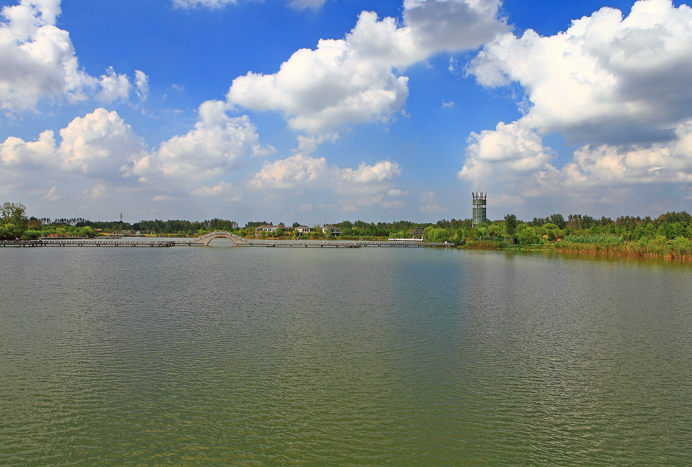  p>响水湖城市公园项目位于 a target="_blank" href="/item/响水县">