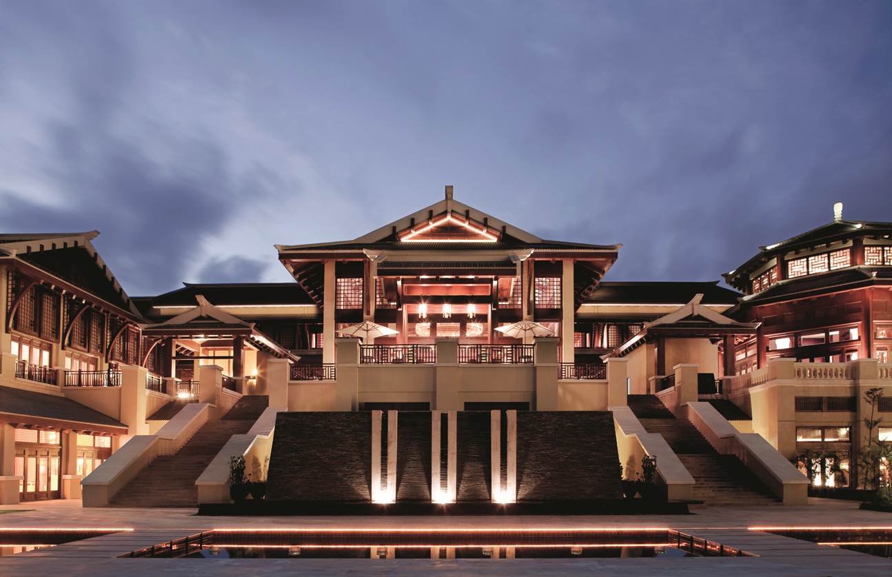  p>金茂三亚丽思卡尔顿酒店位于海南三亚,建筑师wat &amp; g 将其