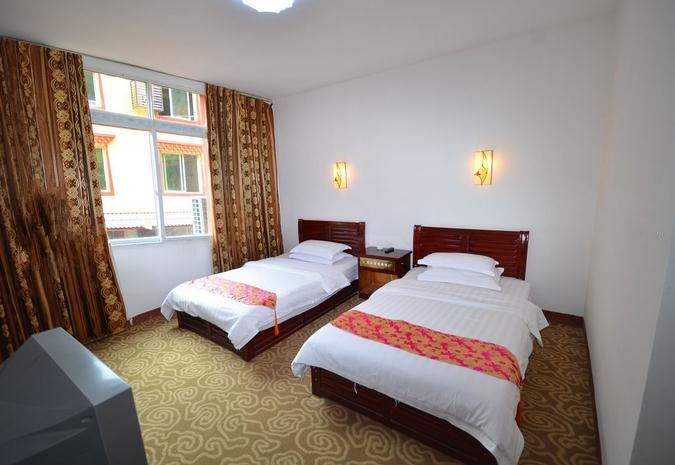 九寨沟草根人家青年旅社