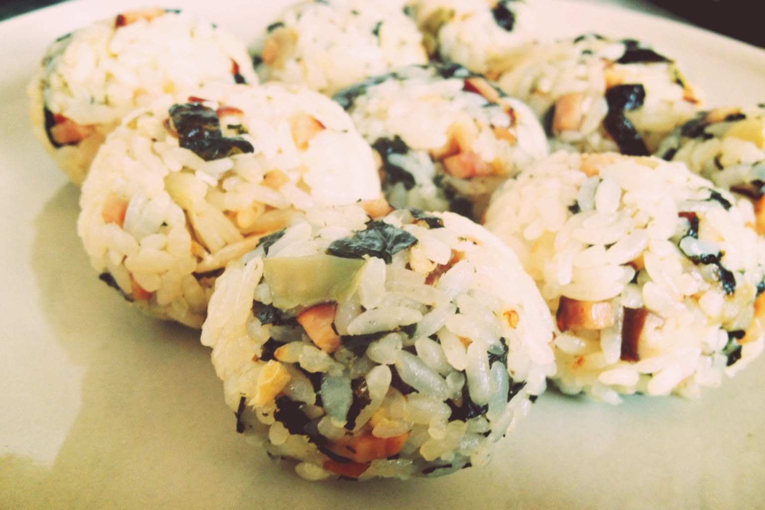 香菇火腿肉紫菜饭团