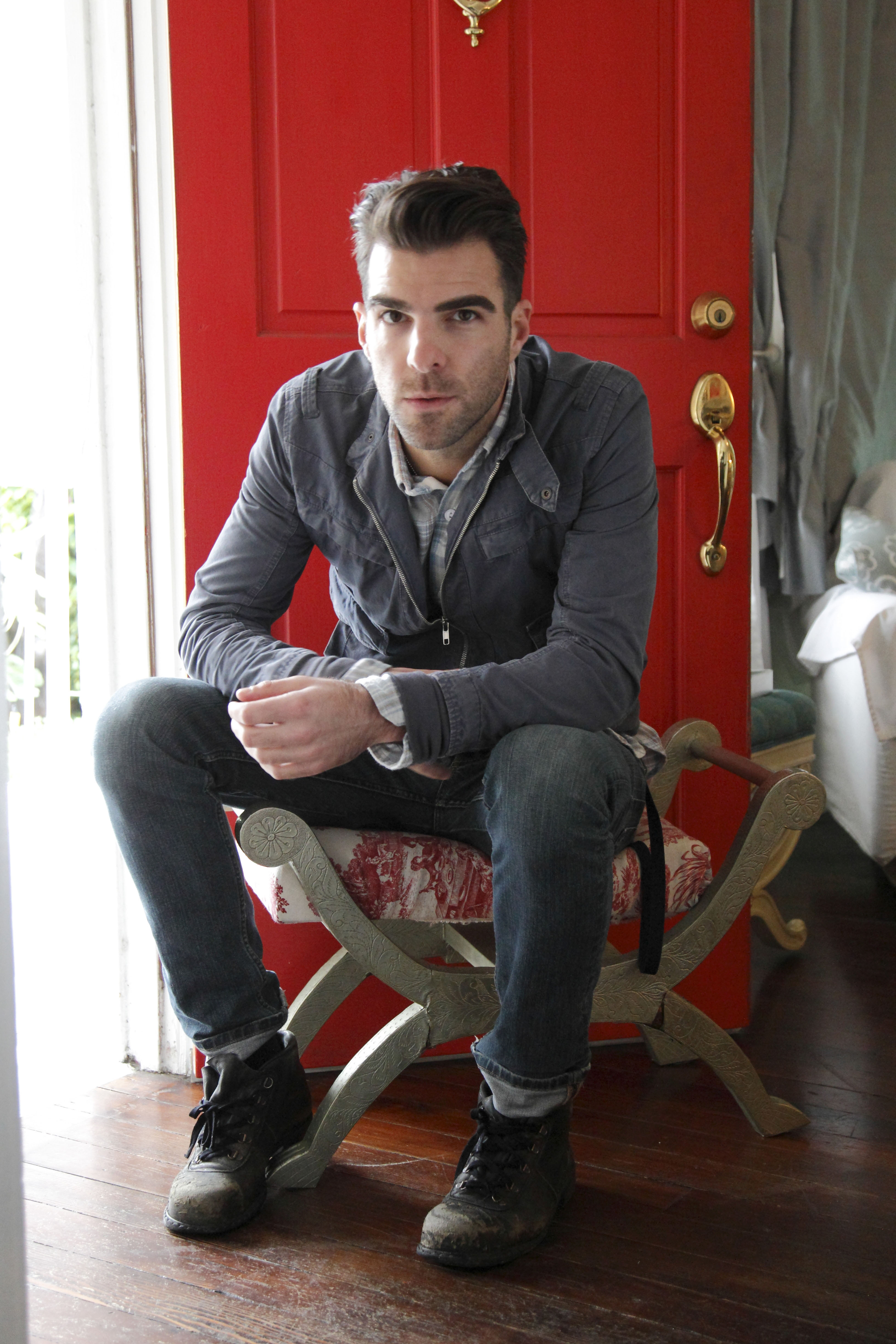  p>扎克瑞·昆图(zachary quinto),1977年6月2日出生于美国宾夕法尼亚