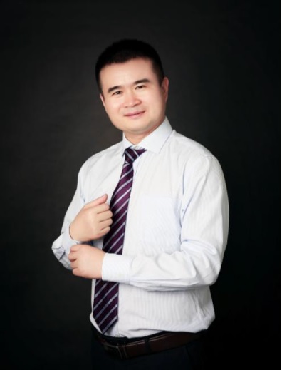 李伟民,汉族, a target="_blank" href="/item/北京市伟博律师事务所