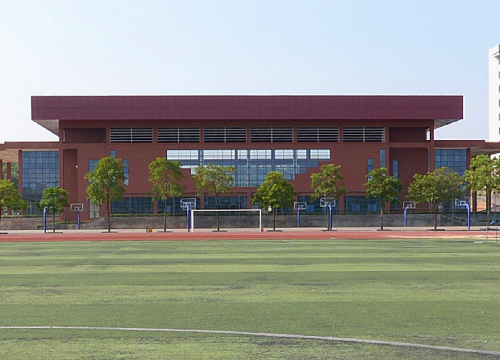  p>广东创新科技职业学院是经广东省人民政府批准,教育部备案, a