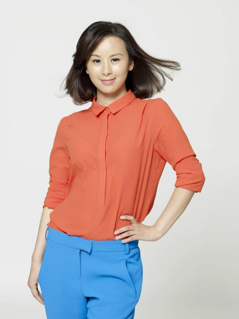  p data-id="gnwxjy7fnt">王雅洁,中国内地女歌手,空政文工团青年歌唱