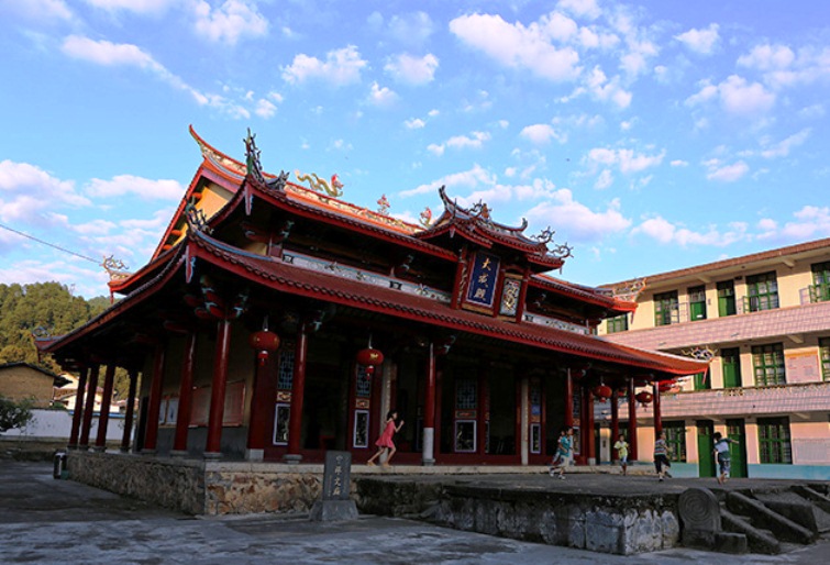  p>宁洋文庙位于福建省漳平市双洋镇,于明万历六年(1578年)创建,清