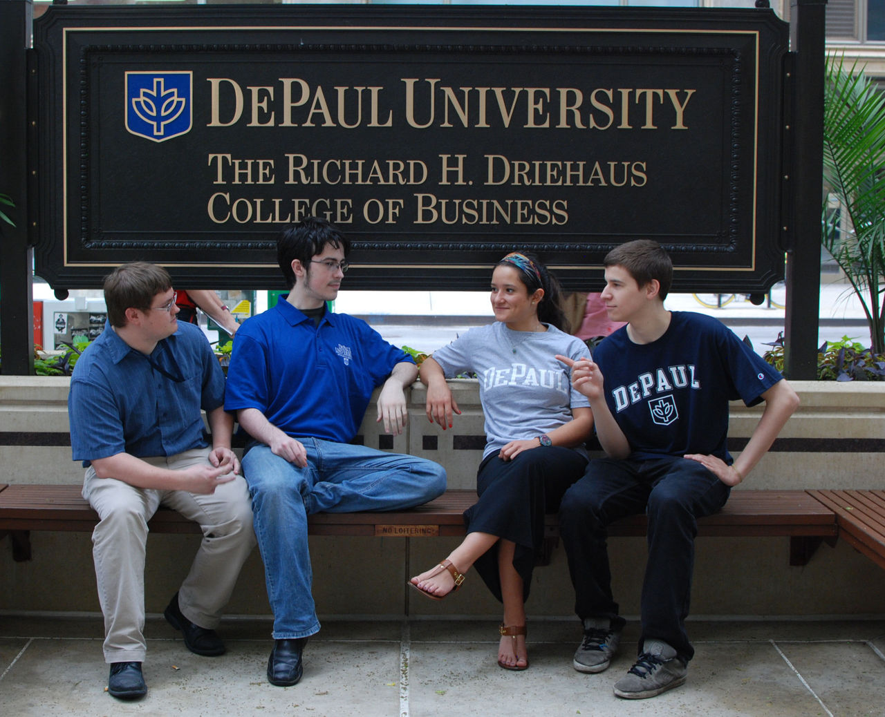  p>德保罗大学(depaul university,简称dpu),是一所美国私立研究型