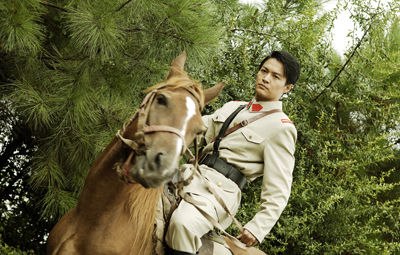  p>郑国霖(曾用名:郑瑞晓,郑乙霖),1976年5月27日出生于上海市,中国