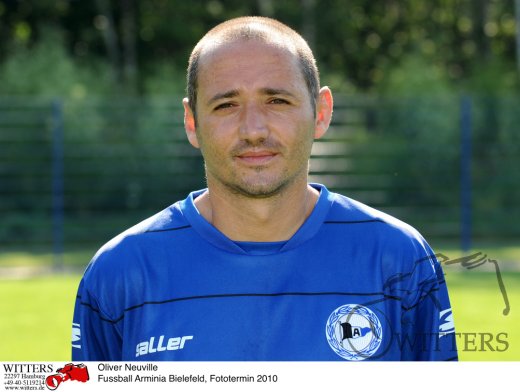  p> a href="#" data-lemmaid="25998">奥利弗 /a>·诺伊维尔(oliver